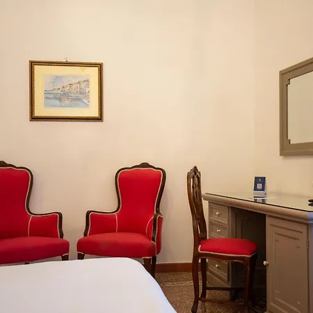 Grand Europa Palace Hotel 4*