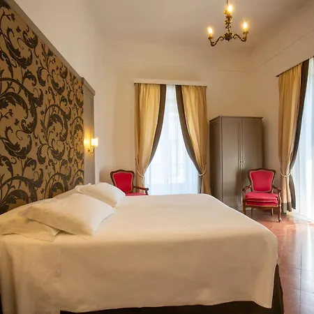 Grand Europa Palace Hotel