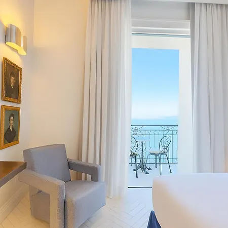 Grand Europa Palace מלון