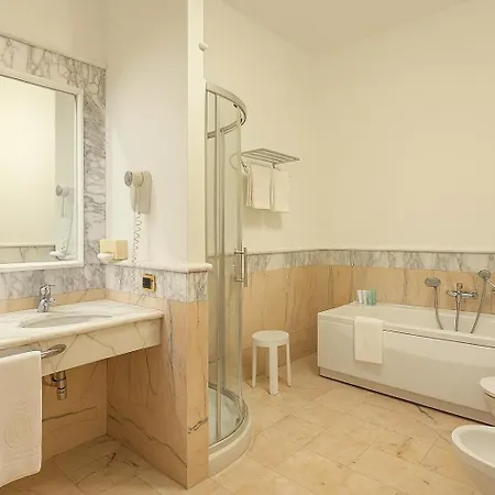 Hotel Grand Europa Palace 4*